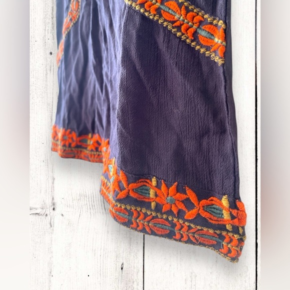 Anthropologie Raga Womens Floral Embroidered Sleeveless Blouse Top Size XS NWT - Picture 3 of 6